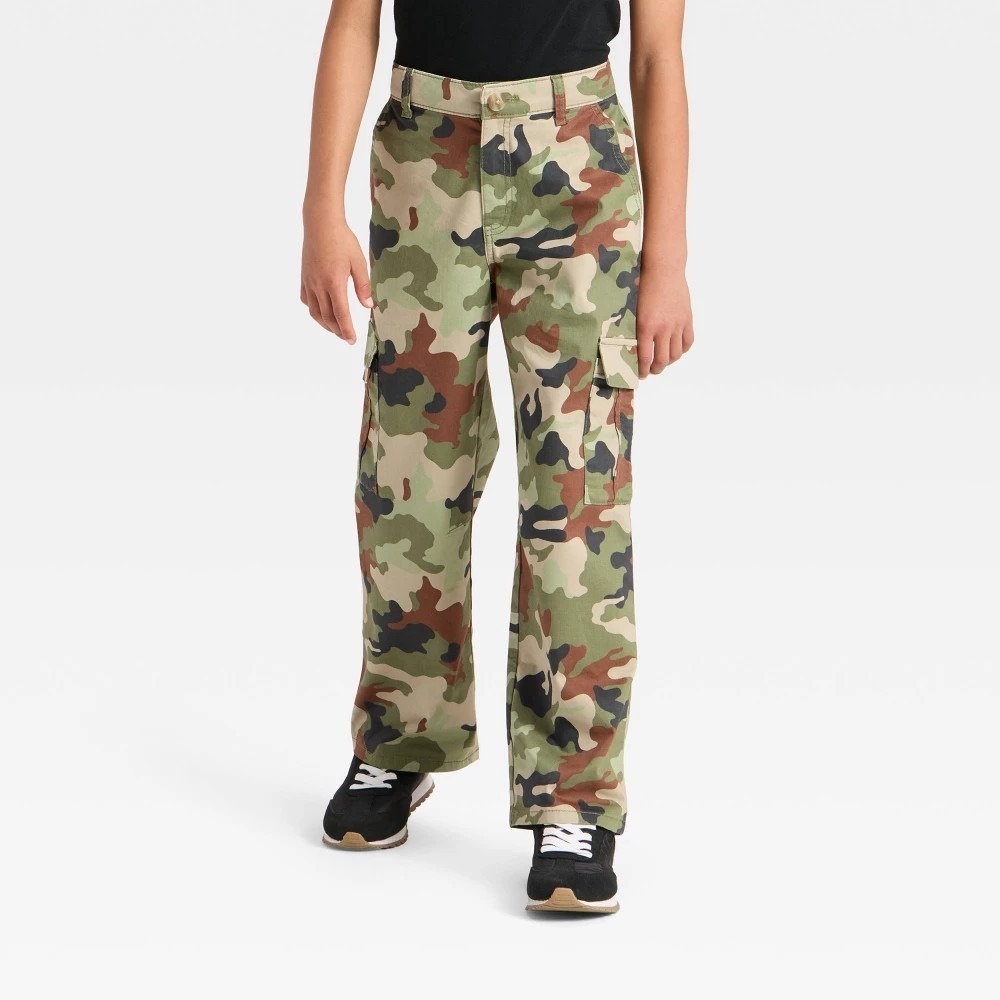 Cat & Jack Boys Baggy Cargo Pants Camo Khaki Reinforced Knee Size 7